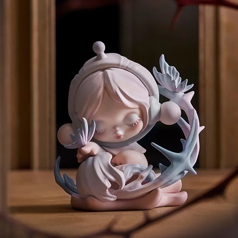Skullpanda The Paradox Spina Cocoon Figure