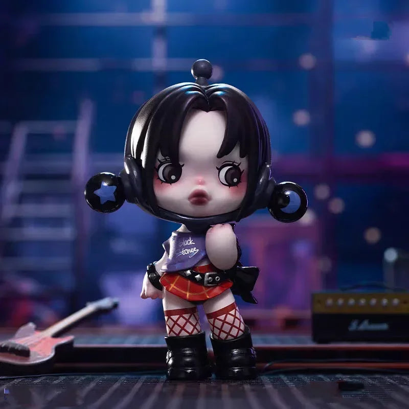 Skullpanda Nana Osaki Vinyl Figure