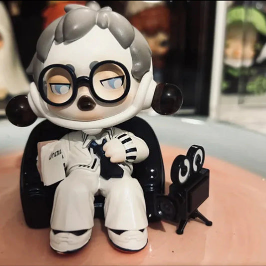 Skullpanda Action! Cut! Cool Director Figure