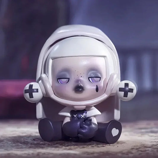 Фигурка медсестры из древнего замка Skullpanda