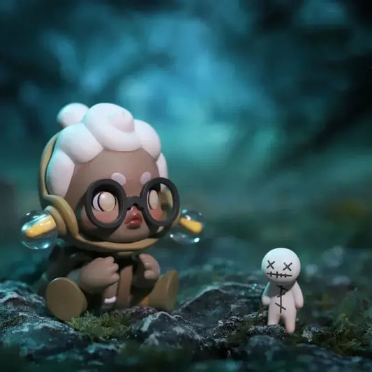 Фигурка исследователя древнего замка Skullpanda Boring Explorer